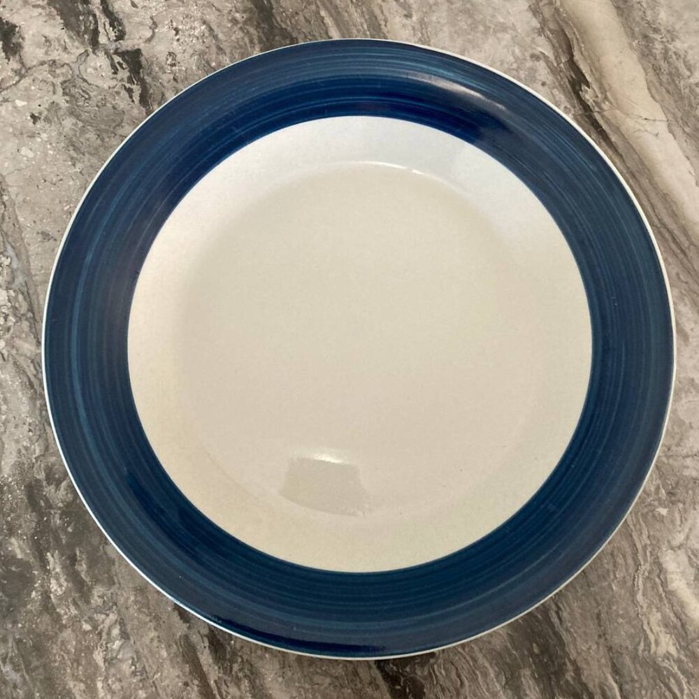 Todays Home Navy Blue Rimmed Dinner Plates 10” used